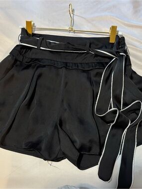 bebe Black High-Rise Tie-Waist Skort with White Piping
